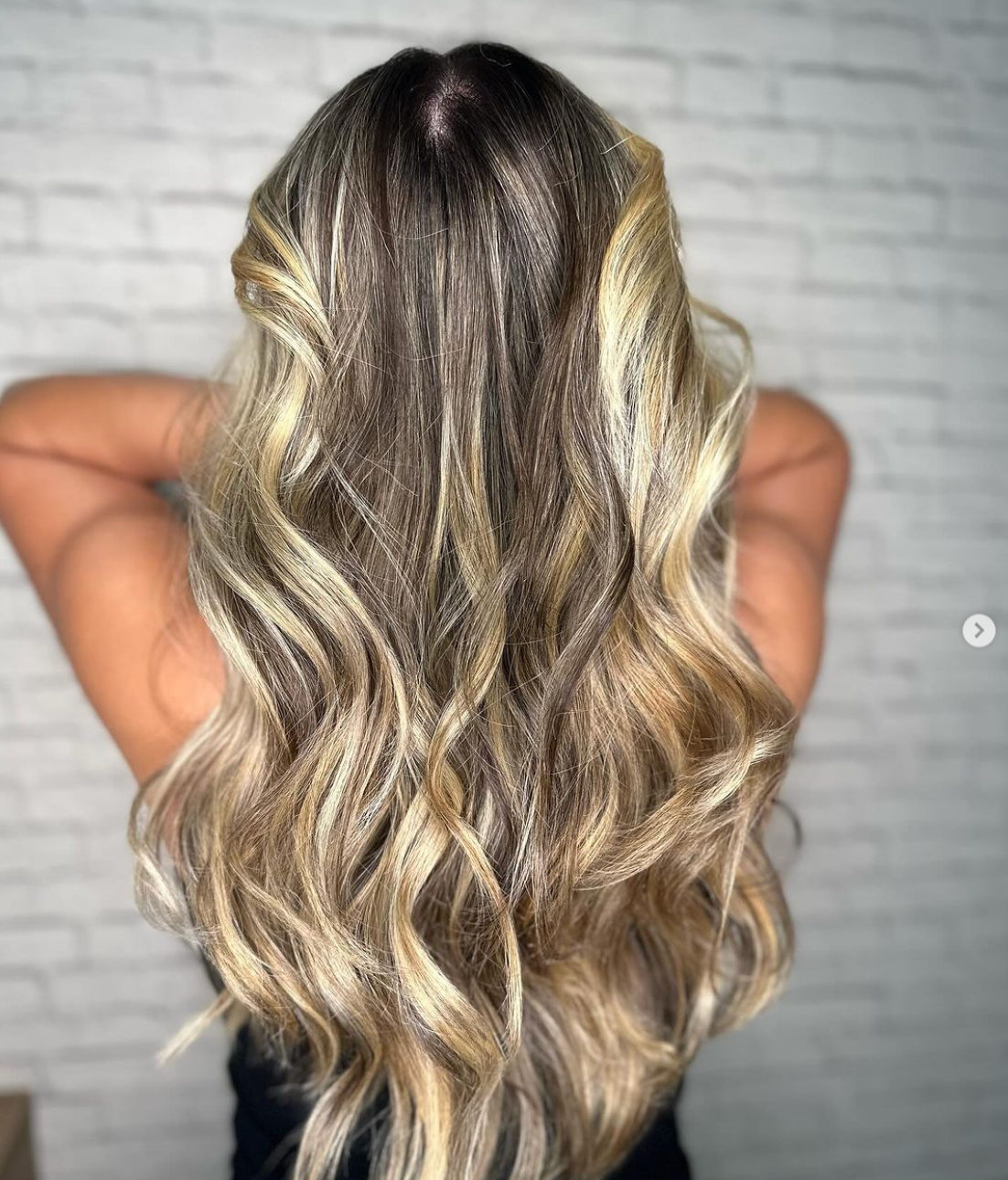 Lavender Dreams: How Beauty Sleep Aromatherapy Elevates Your Blonde Hair's Radiance